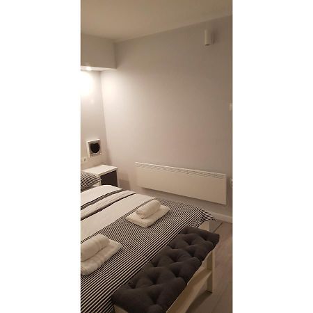 Lei Apartmant Lägenhet Rijeka Exteriör bild